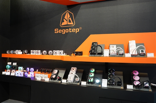 COMPUTEX2024:鑫谷高功率密度CRPS电源与数字电源已就位与友商共同迎接AI新时代(图8) COMPUTEX2024:鑫谷高功率密度CRPS电源与数字电源已就位与友商共同迎接AI新时代(图8)