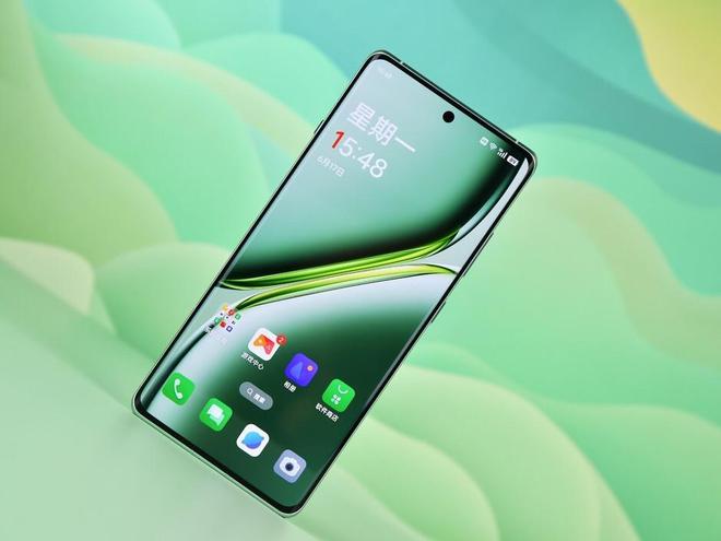 24GB+1TB新机发布骁龙8Gen3+8T旗舰屏仅售3199元起(图1)