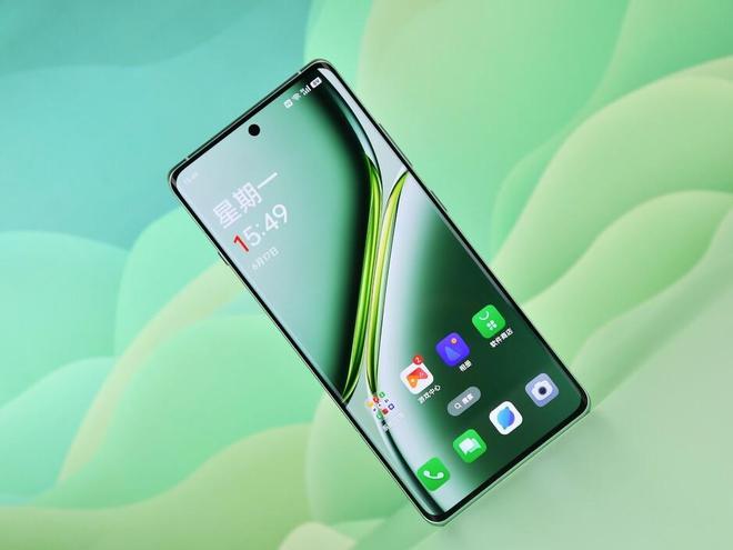 24GB+1TB新机发布骁龙8Gen3+8T旗舰屏仅售3199元起(图2)