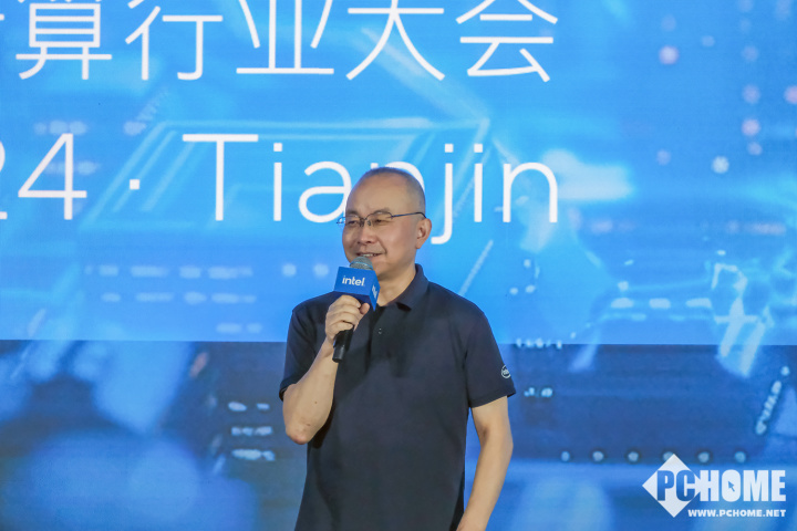 英特尔举办2024网络与边缘计算行业大会 推动边缘AI创新发展(图2) 英特尔举办2024网络与边缘计算行业大会 推动边缘AI创新发展(图2)